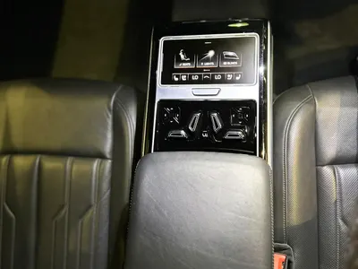 2019 اودي اي 8 ال