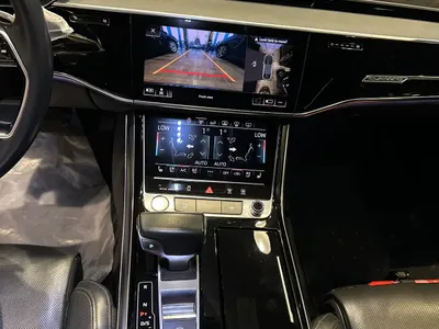 2019 اودي اي 8 ال
