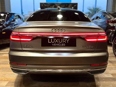 2019 اودي اي 8 ال