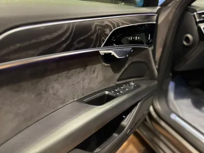 2019 اودي اي 8 ال