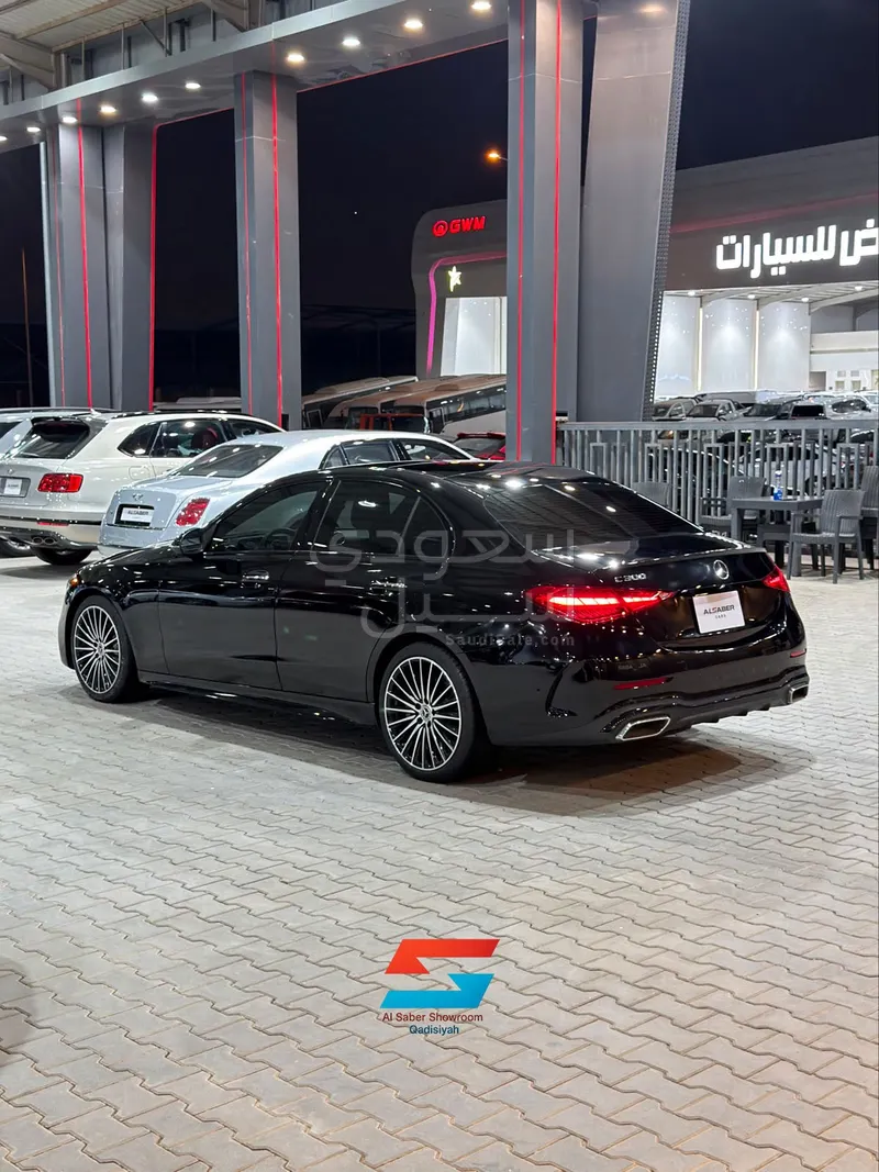 2025 مرسيدس - بنز سي 300