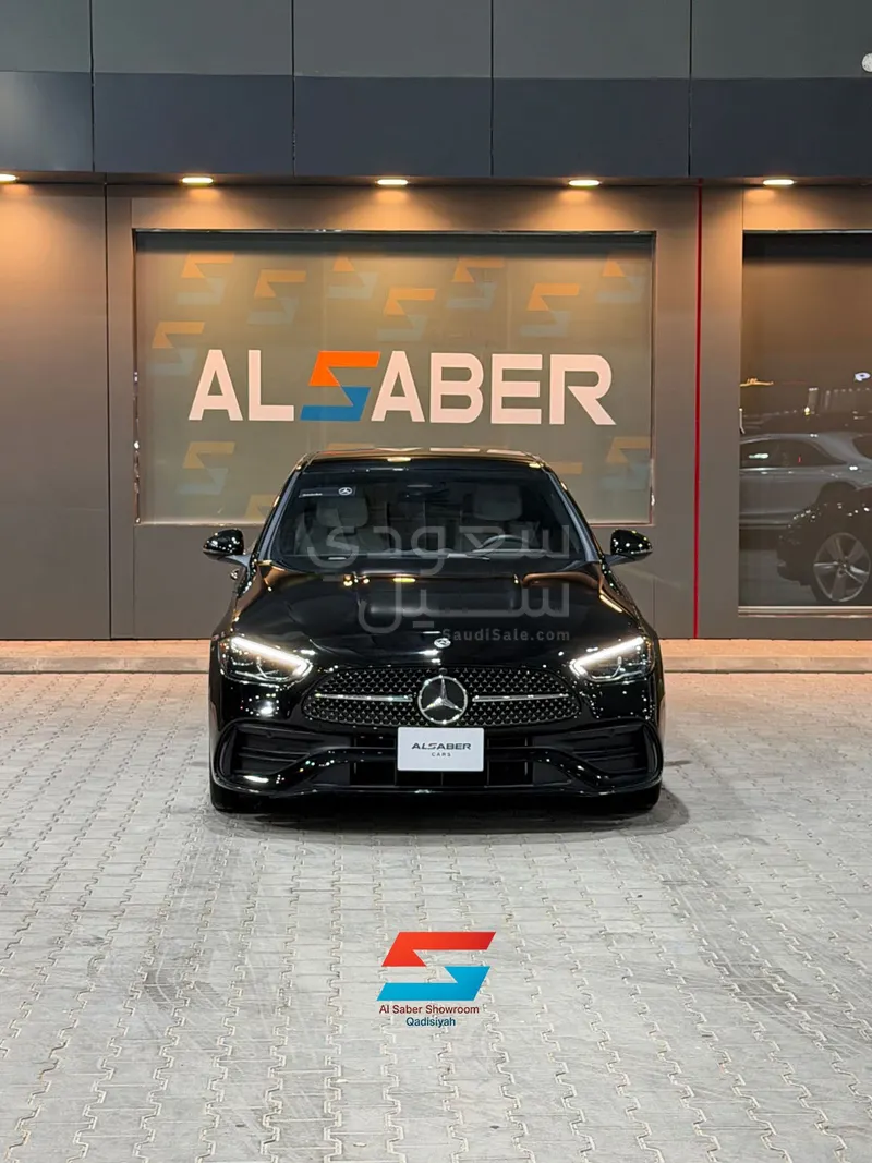 2025 مرسيدس - بنز سي 300