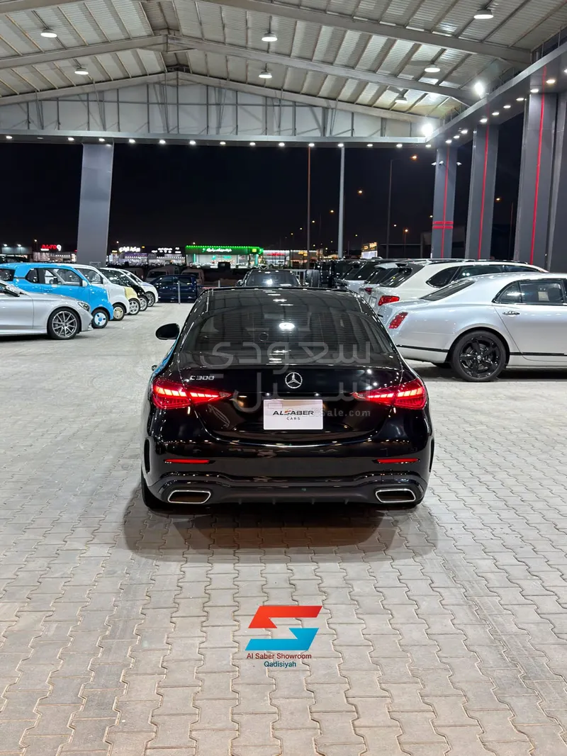 2025 مرسيدس - بنز سي 300