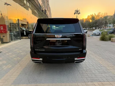 2025 كاديلاك اسكاليد بريميوم
