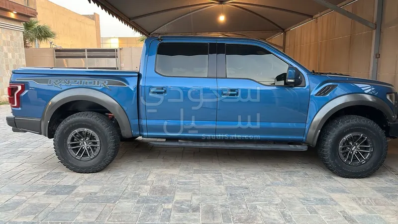 2020 فورد اف 150 رابتور