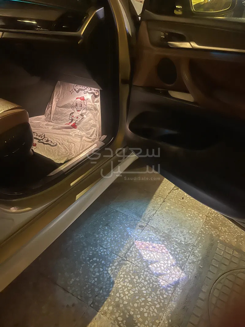 2014 بي ام دبليو الفئة اكس 5 إم