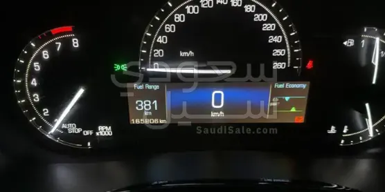 2017 كاديلاك اكس تي 5 بلاتينيوم