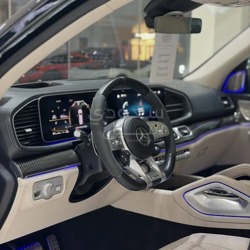 2022 مرسيدس - بنز سي إل إس 63 أي إم جي
