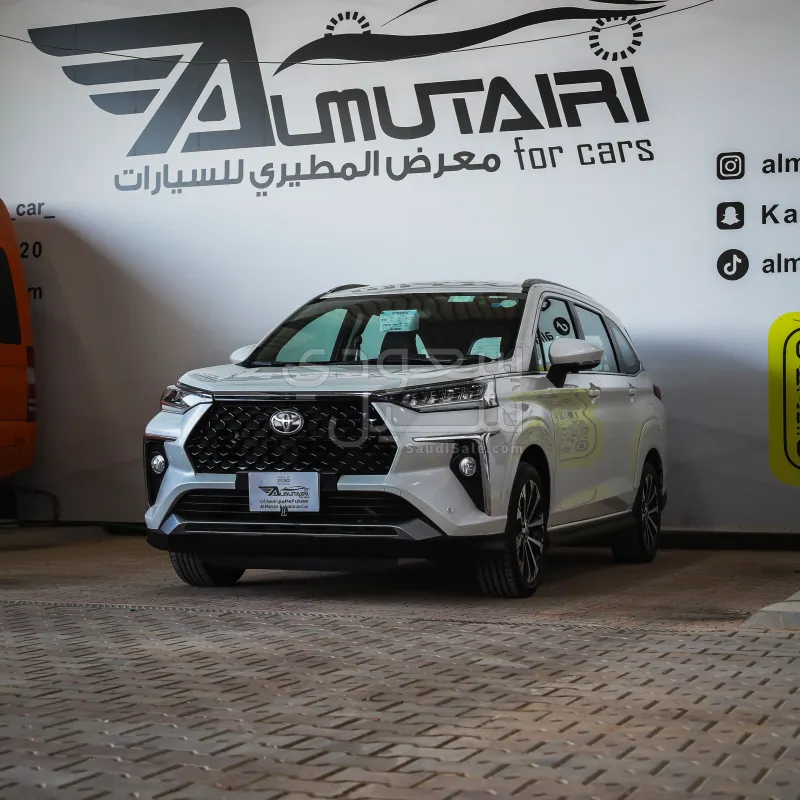 2025 تويوتا فيلوز