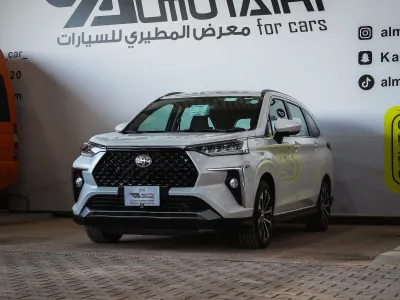 2025 تويوتا فيلوز