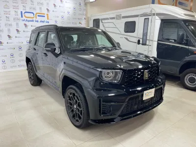 2027 تانك 700