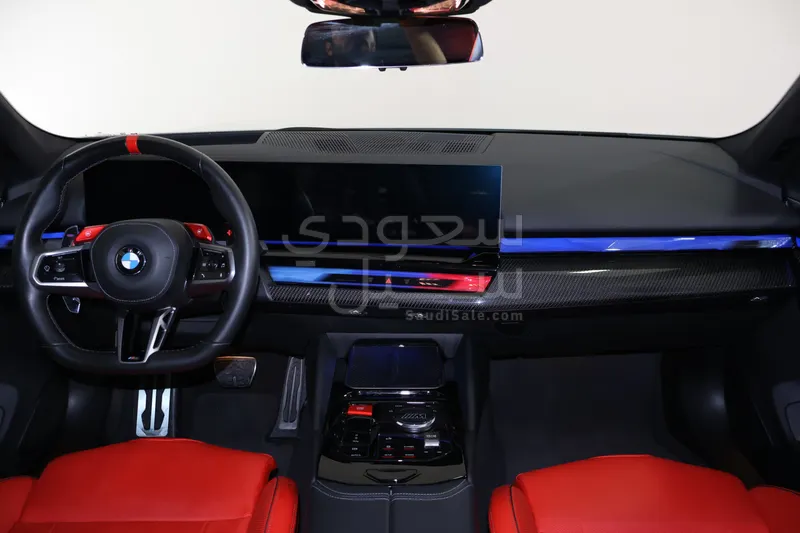 2025 بي ام دبليو الفئة ام إم 5