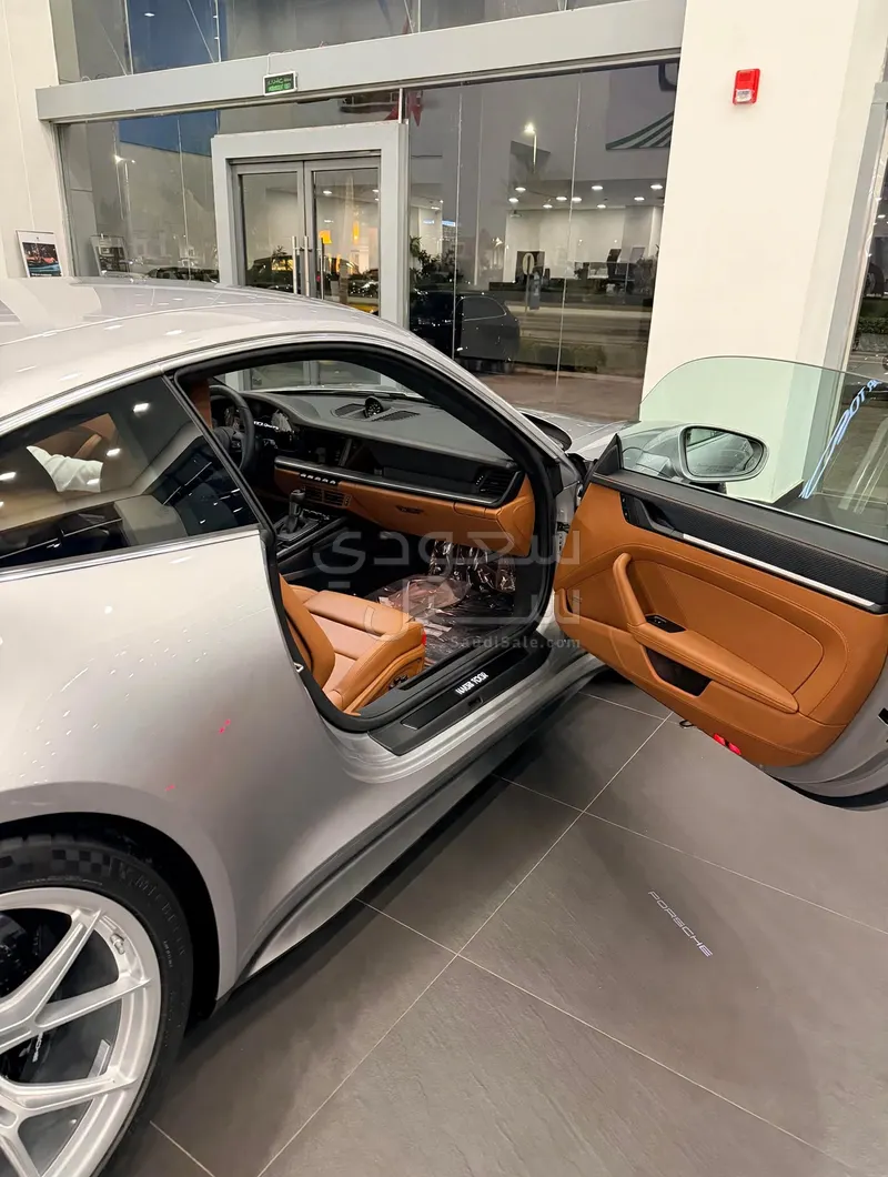 2026 بورش 911 جي تي تورينغ
