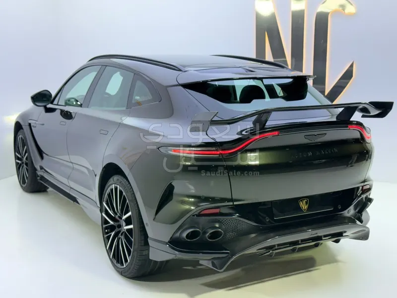 2023 استون مارتن دي بي اكس 707