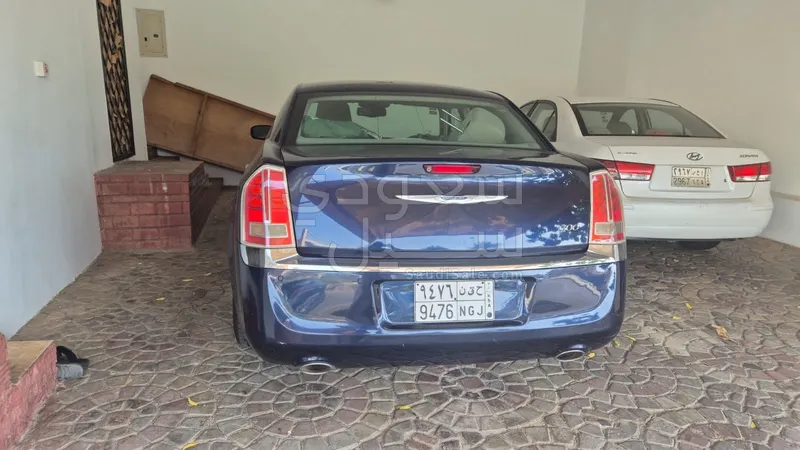 2014 كرايسلر 300