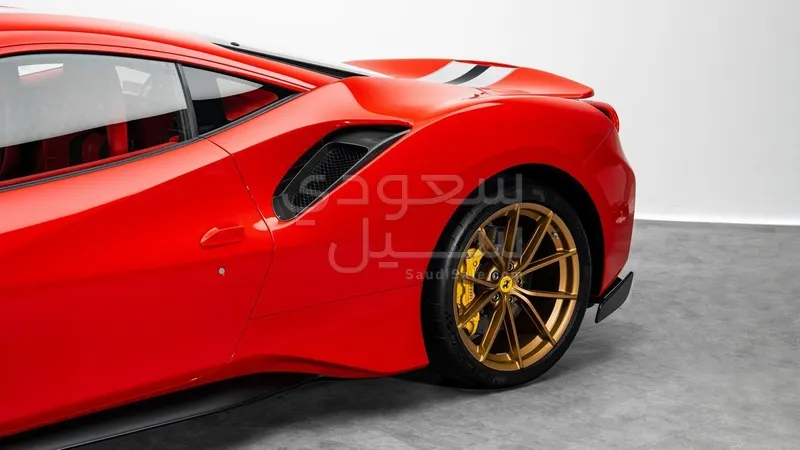 2019 فيراري بيستا 488