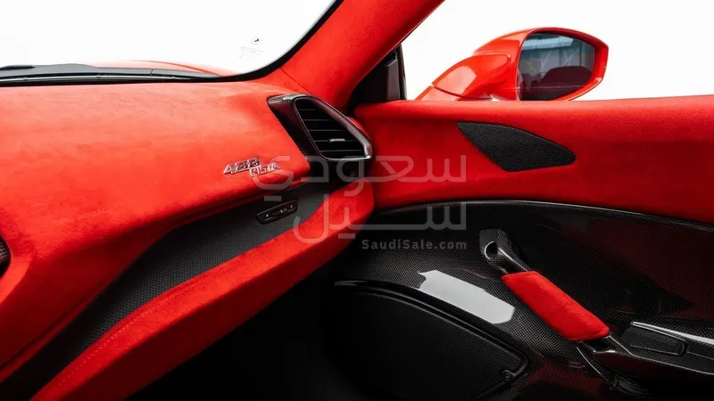 2019 فيراري بيستا 488