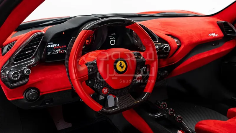 2019 فيراري بيستا 488