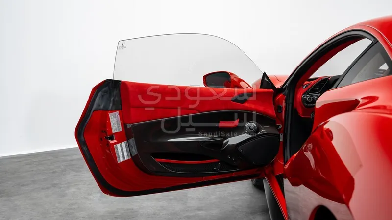 2019 فيراري بيستا 488
