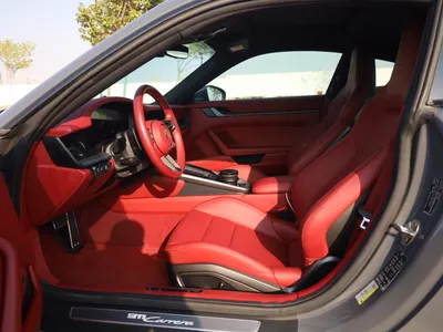 2025 بورش 911 كاريرا