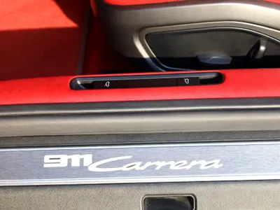2025 بورش 911 كاريرا