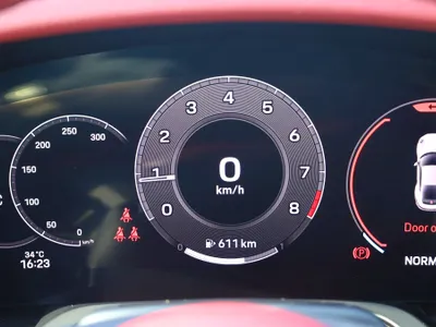 2025 بورش 911 كاريرا