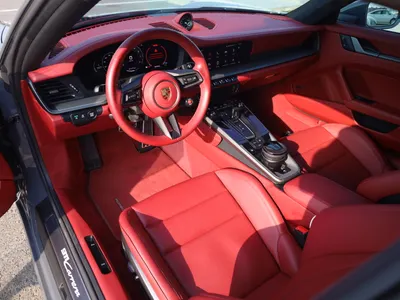 2025 بورش 911 كاريرا