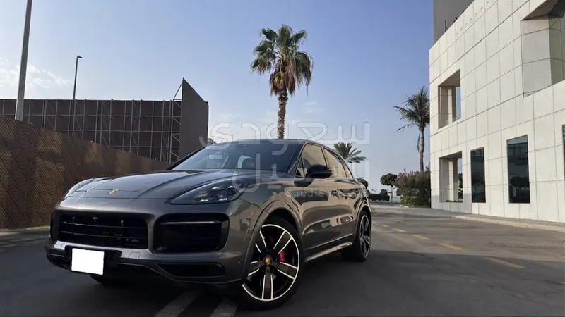2022 بورش كايين جي تي اس