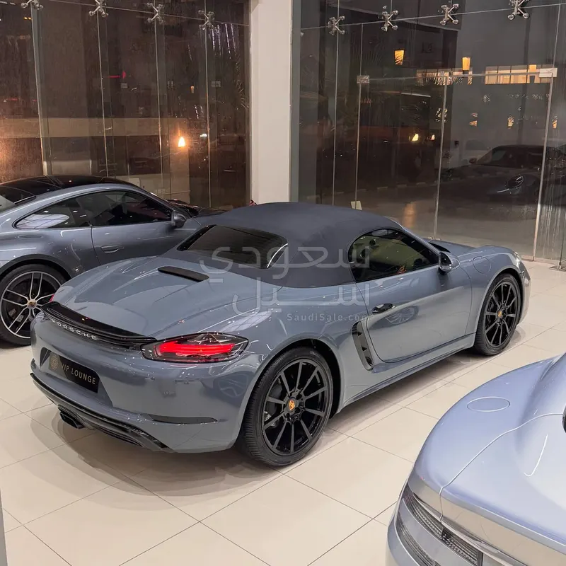 2017 بورش 718 بوكستر