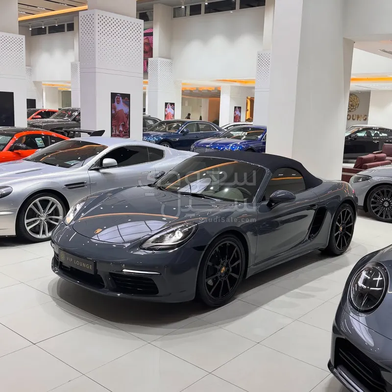 2017 بورش 718 بوكستر