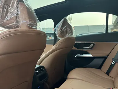 2025 مرسيدس - بنز إي 200