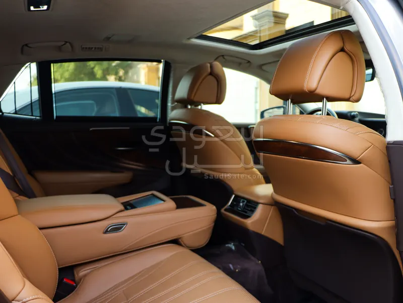 2019 Lexus LS 350