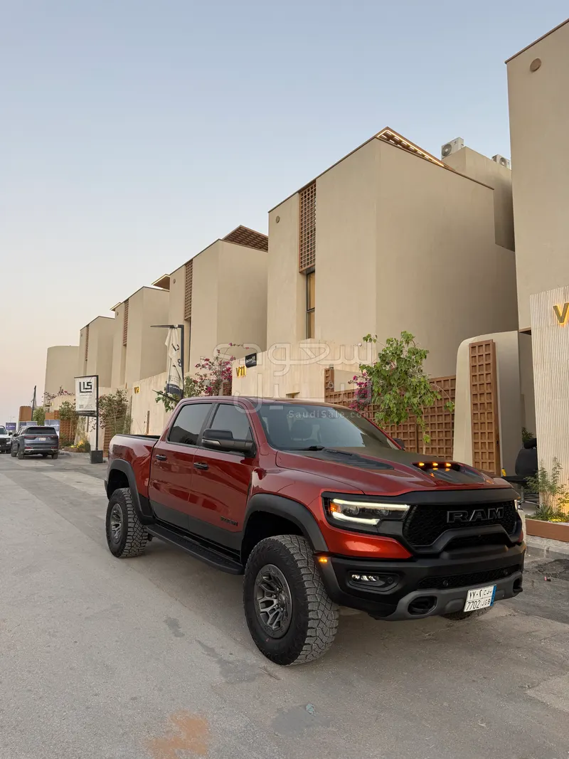 2024 دودج رام تي ار اكس