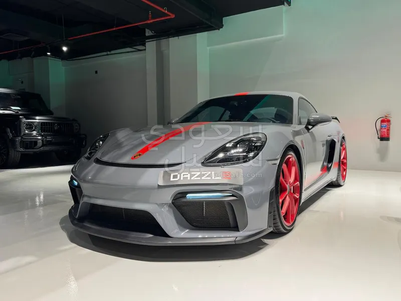 2023 بورش 718 جي تي 4