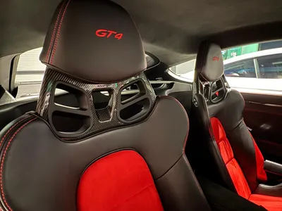 2023 بورش 718 جي تي 4