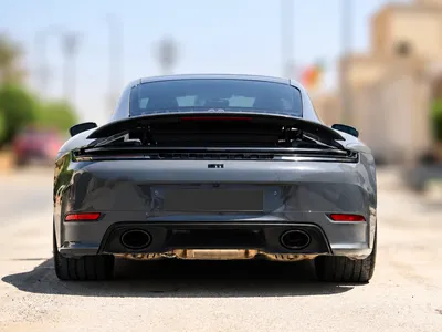 2025 بورش 911 كاريرا