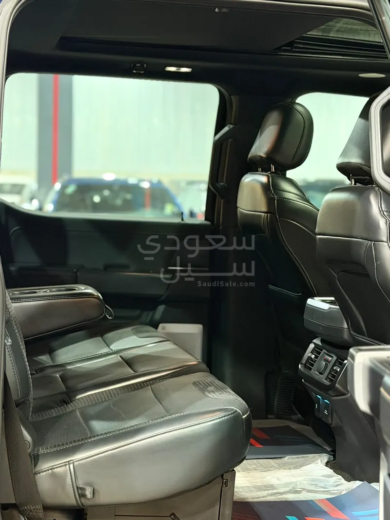 2022 فورد اف 150 رابتور