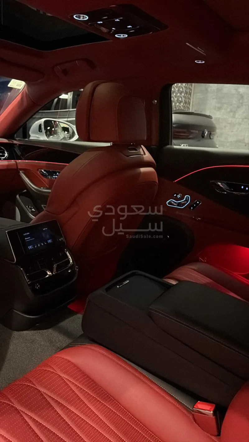 2021 بنتلي كونتيننتل فلاينج سبير