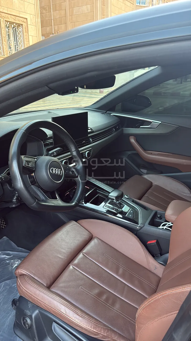 2022 اودي اي 5 40 تي اف اس اي اس لاين