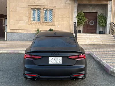 2022 اودي اي 5 40 تي اف اس اي اس لاين