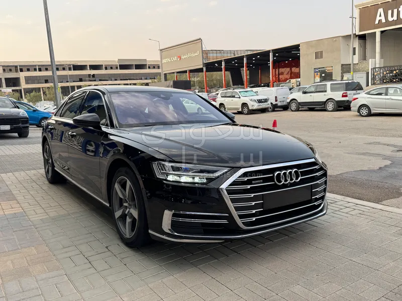 2019 اودي اي 8 ال 55تي اف اس أي