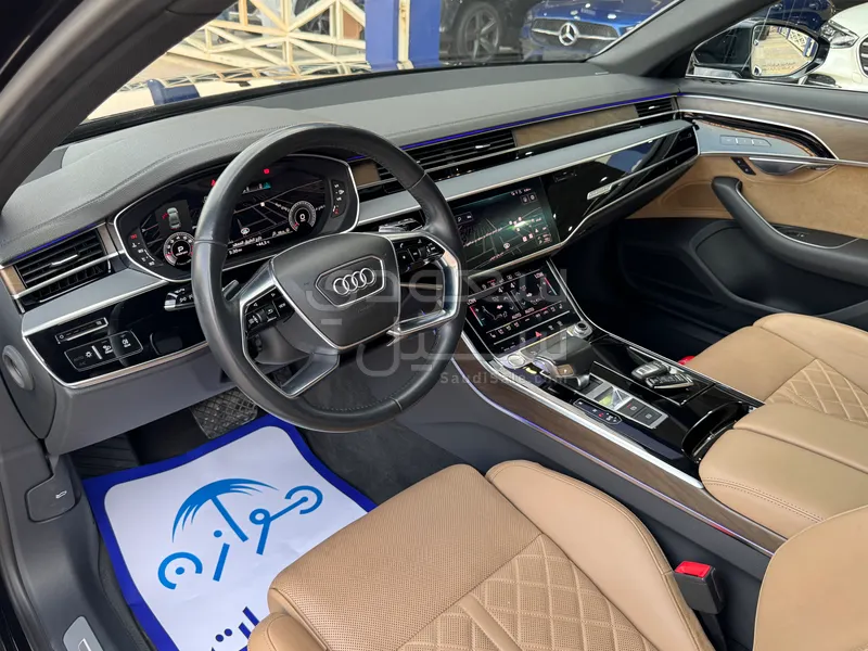2019 اودي اي 8 ال 55تي اف اس أي