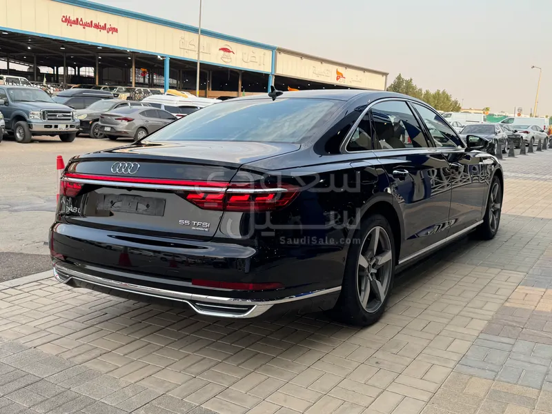 2019 اودي اي 8 ال 55تي اف اس أي