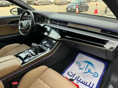 2019 اودي اي 8 ال 55تي اف اس أي