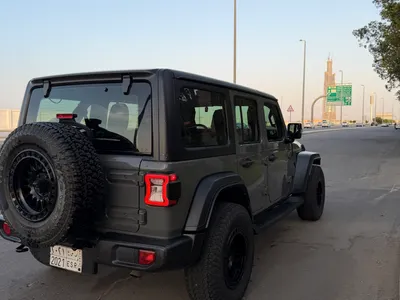 2021 جييب رانجلر سبورت بلس