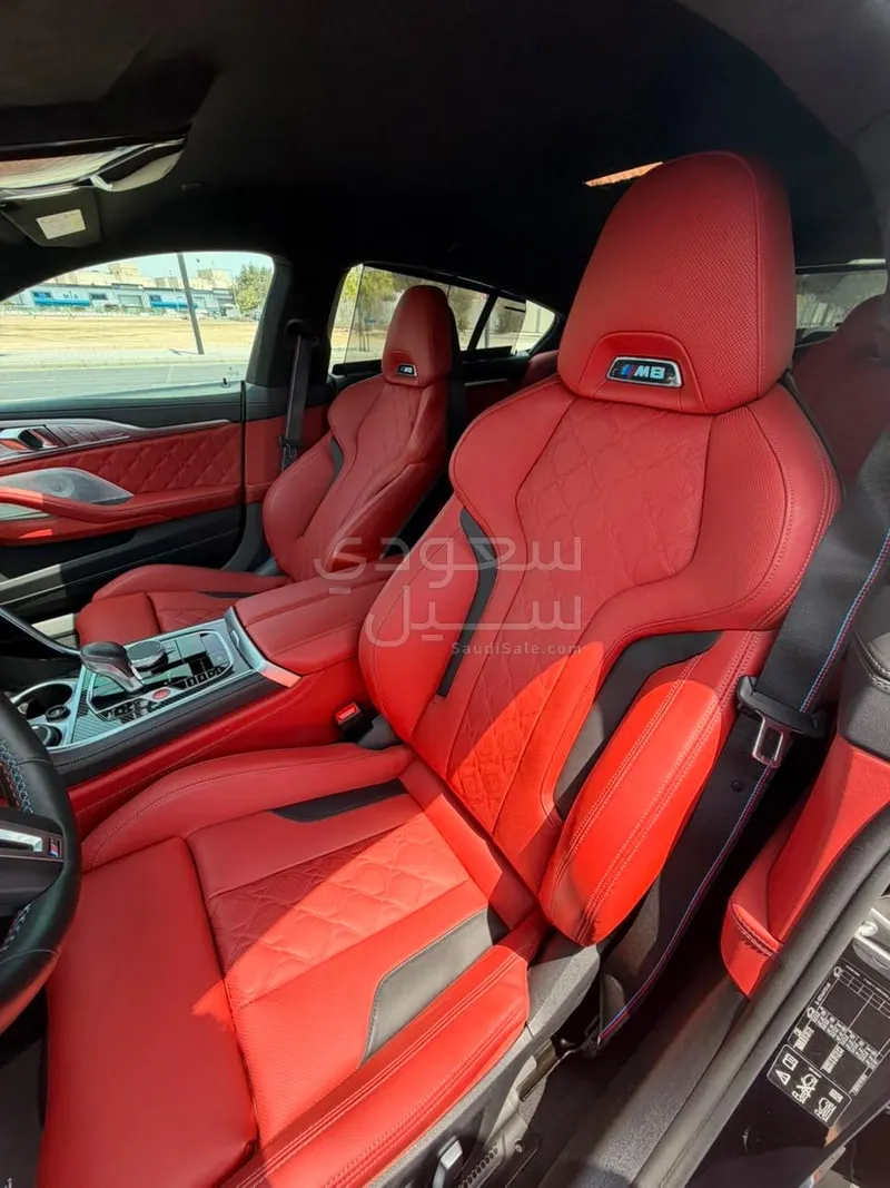 2024 بي ام دبليو الفئة ام إم 8 كومبيتيشن