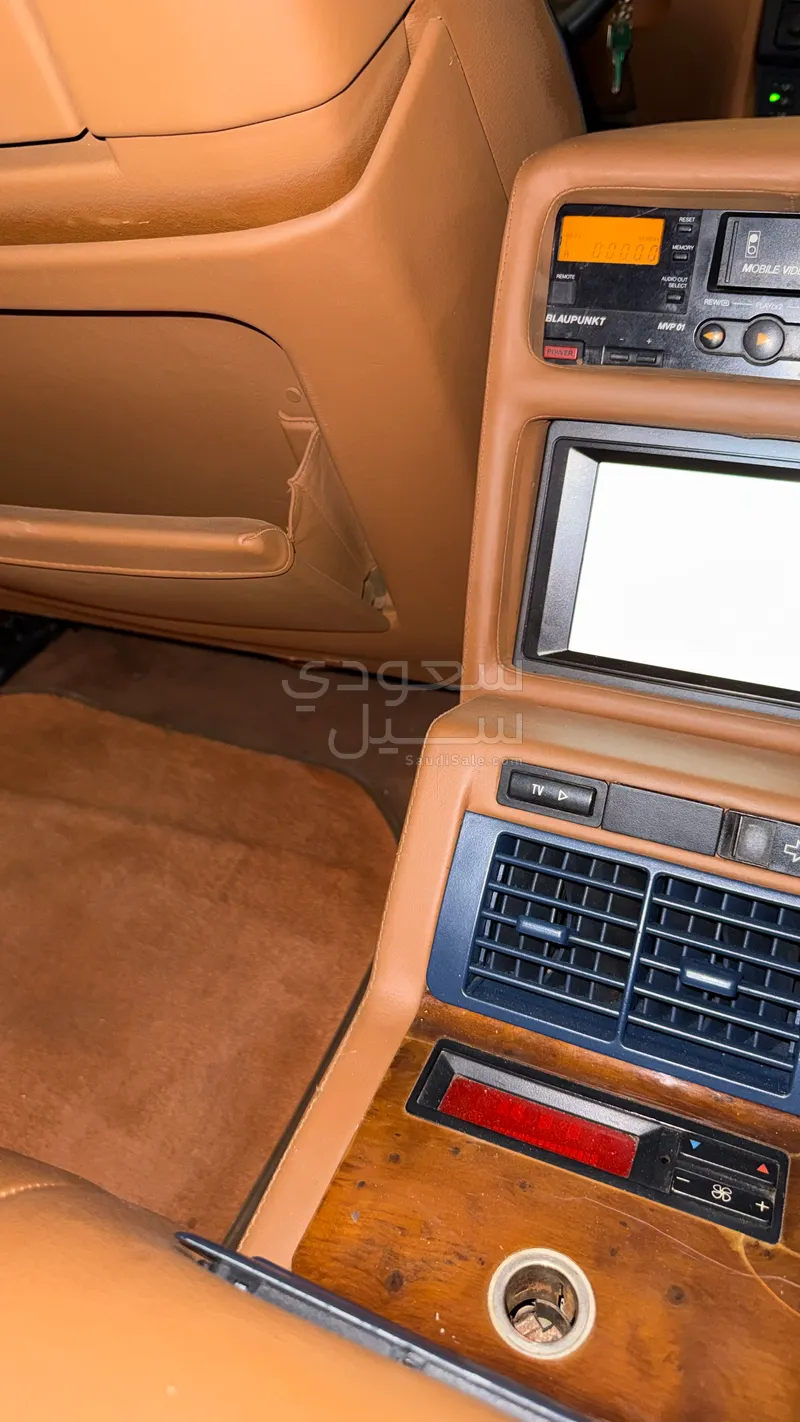 1999 بي ام دبليو الفئة السابعة 750 إل أي