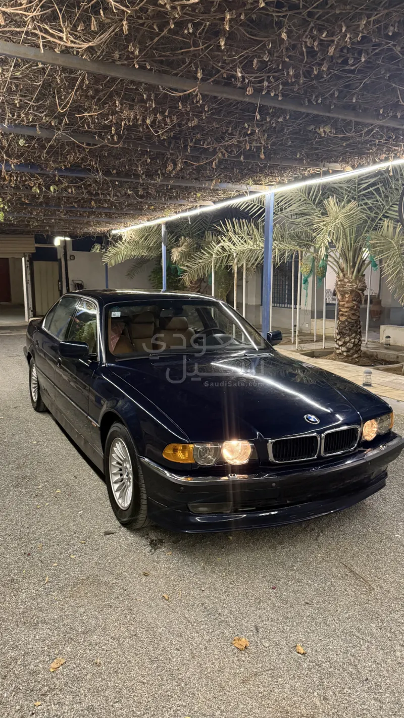 1999 بي ام دبليو الفئة السابعة 750 إل أي