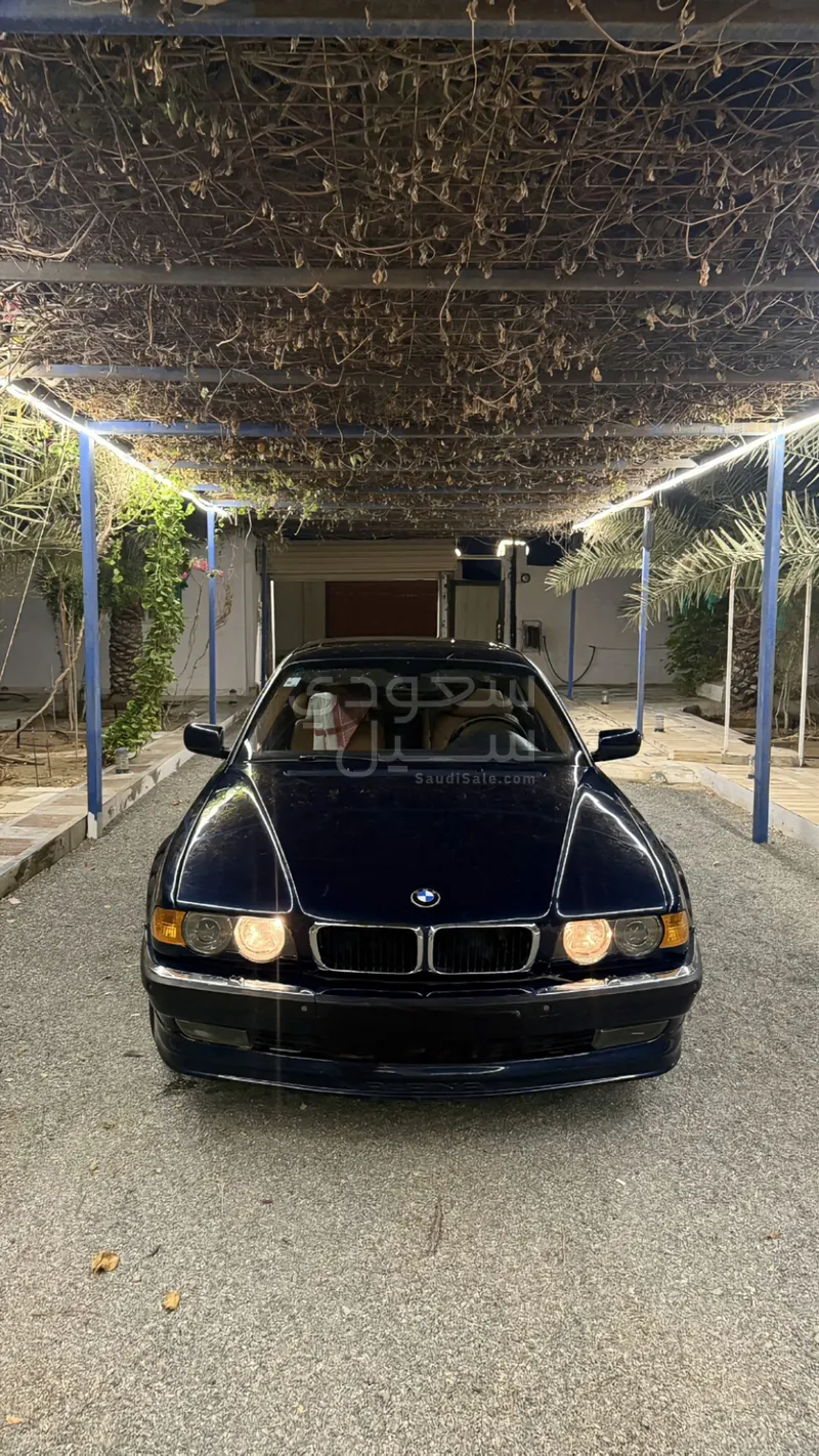 1999 بي ام دبليو الفئة السابعة 750 إل أي