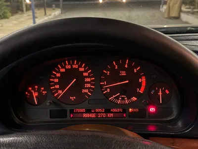 1999 بي ام دبليو الفئة السابعة 750 إل أي